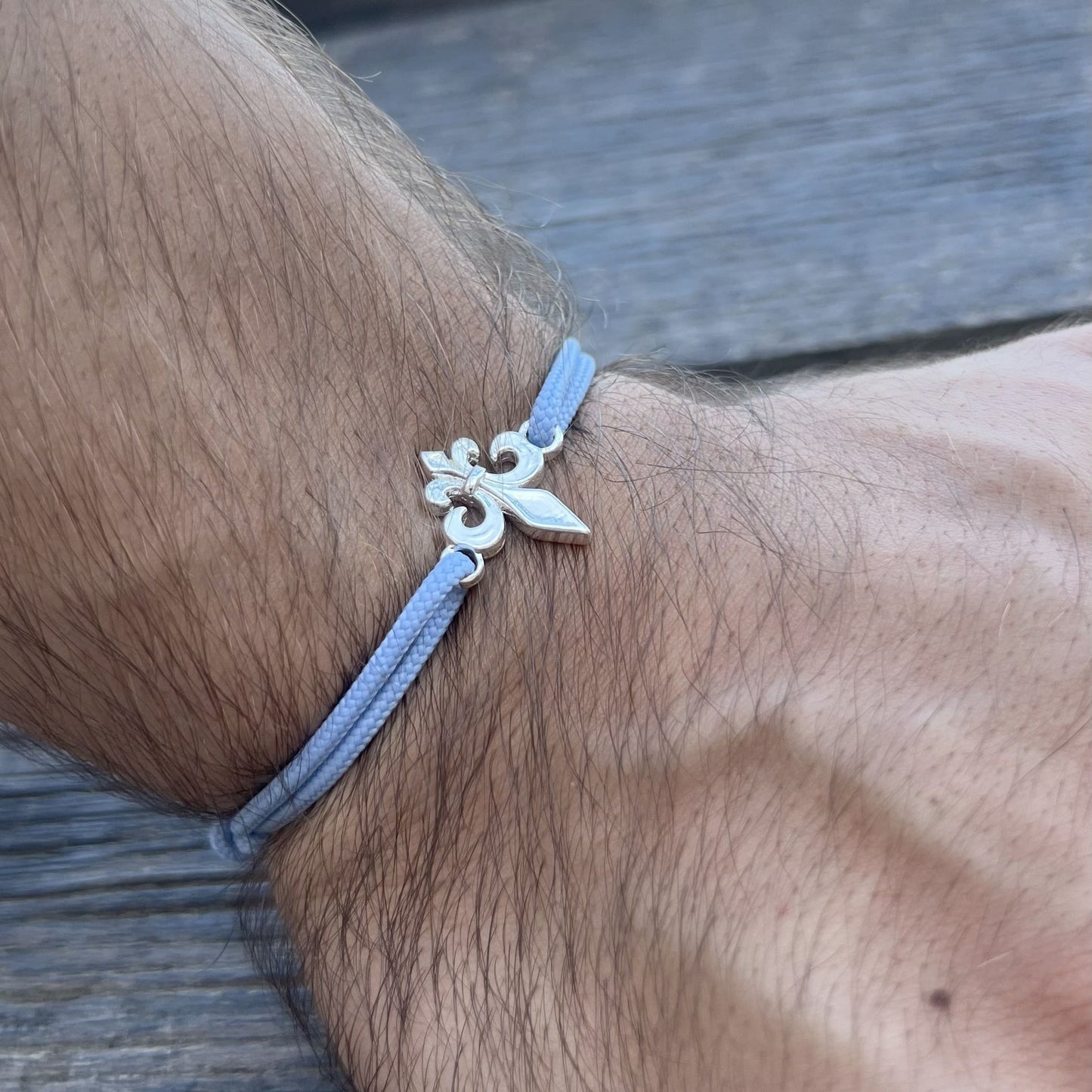 Bracelet Fleur de Lys Bleu Ciel