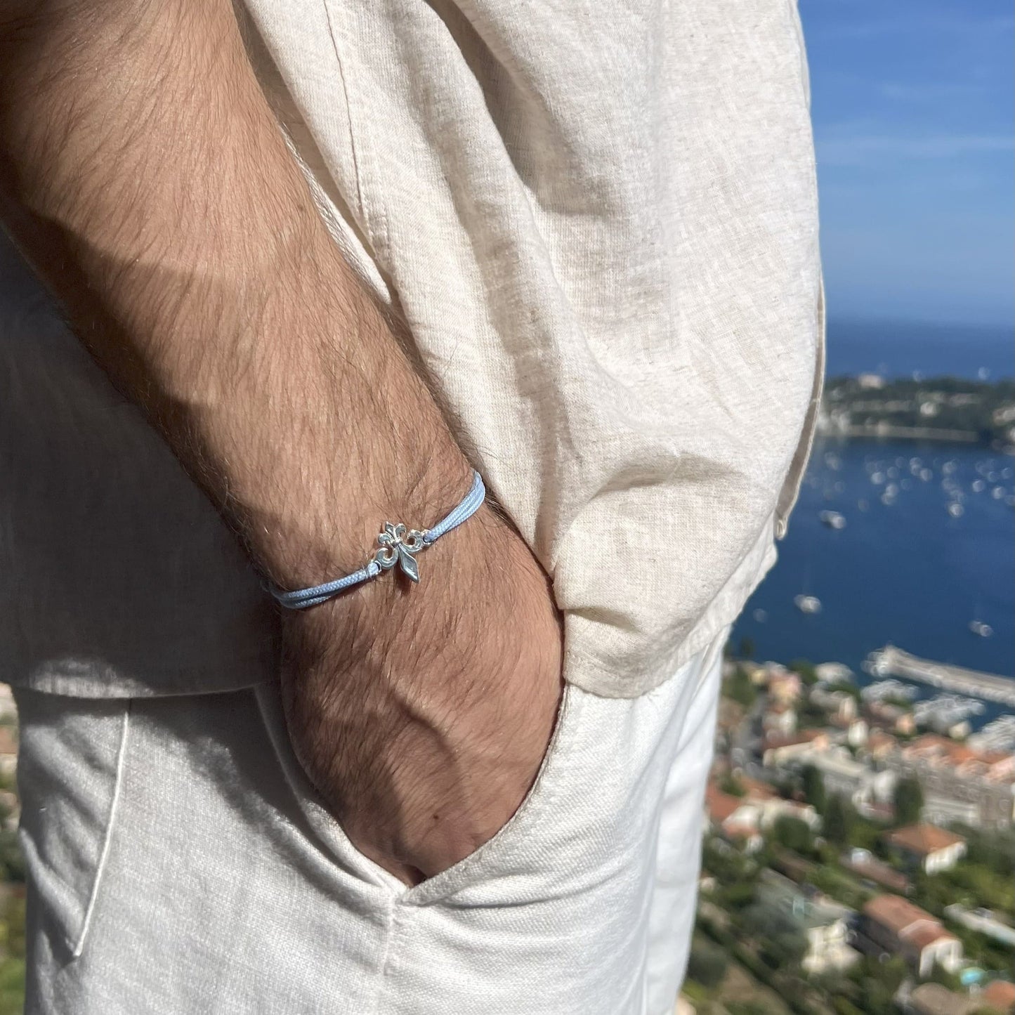 Bracelet Fleur de Lys Bleu Ciel