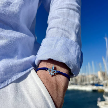 Bijou bracelet fleur de lys bleu royal